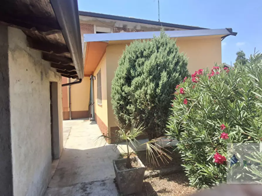 Immagine 11 di Casa indipendente in vendita  in Via San Michele sul Carso a Turbigo