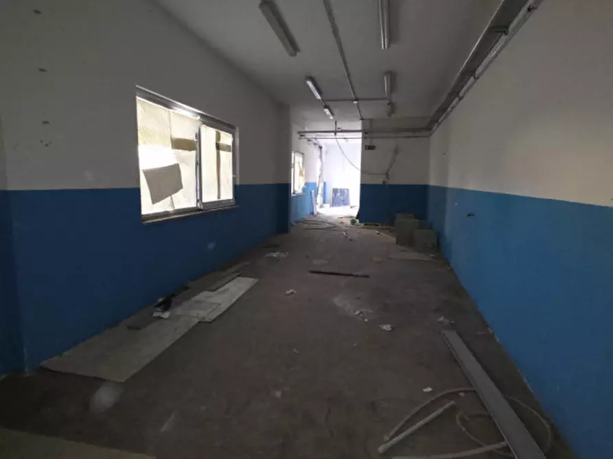 Immagine 5 di Laboratorio in vendita  in viale Porto Torres a Sassari