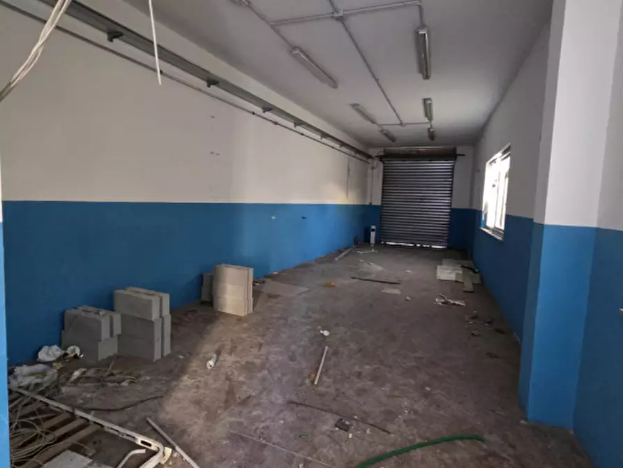Immagine 6 di Laboratorio in vendita  in viale Porto Torres a Sassari