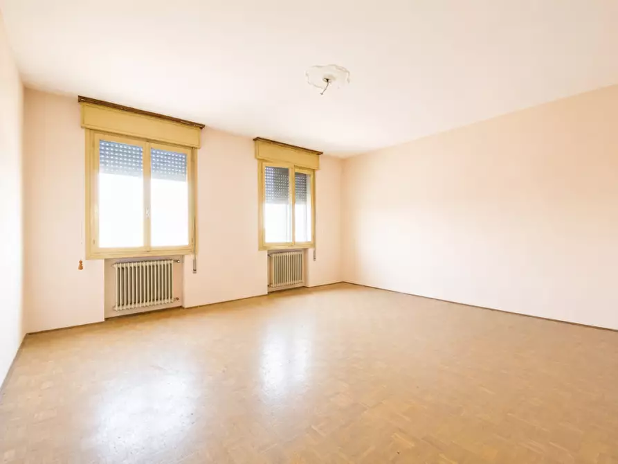 Immagine 25 di Palazzo in vendita  in Via Giuseppe Mazzini a Dueville