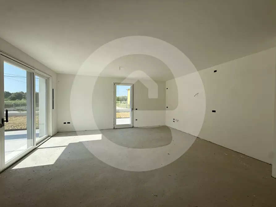 Immagine 4 di Casa trifamiliare in vendita  a Santa Giustina In Colle