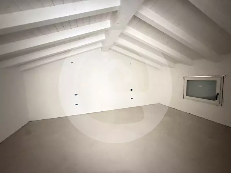 Immagine 12 di Casa trifamiliare in vendita  a Santa Giustina In Colle