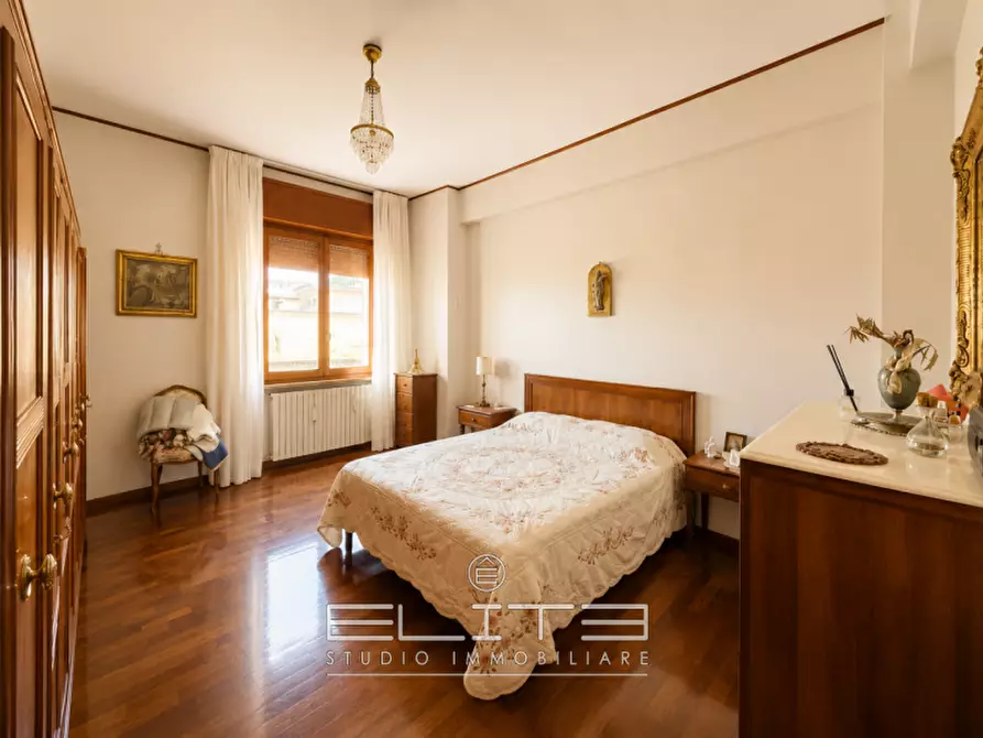 Immagine 4 di Appartamento in vendita  a Ancona