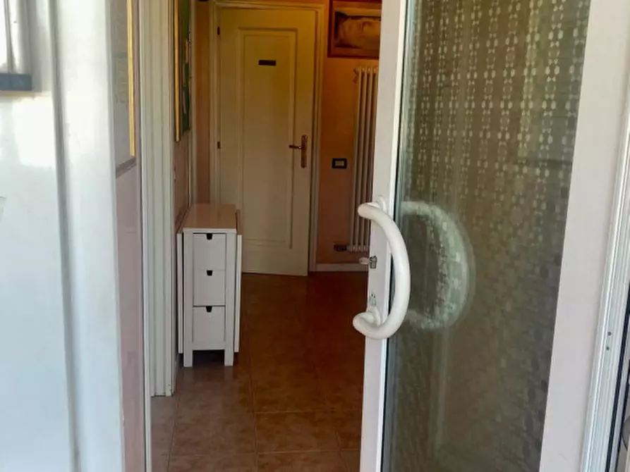 Immagine 4 di Negozio in vendita  in Via Guglielmo Marconi 120 Cadoneghe a Cadoneghe