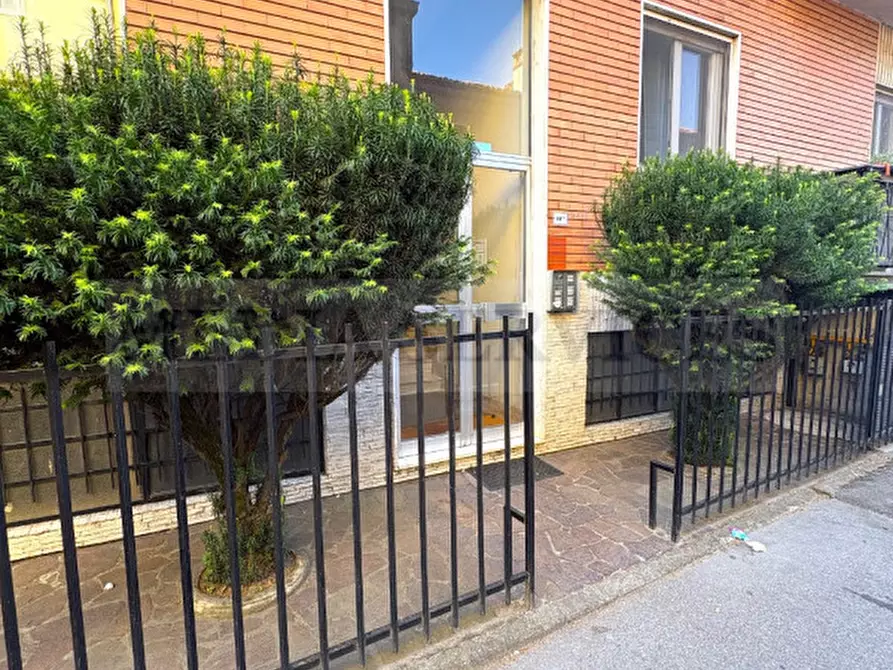Immagine 16 di Appartamento in vendita  in via Giuseppe Parini n° 19 a Garlasco