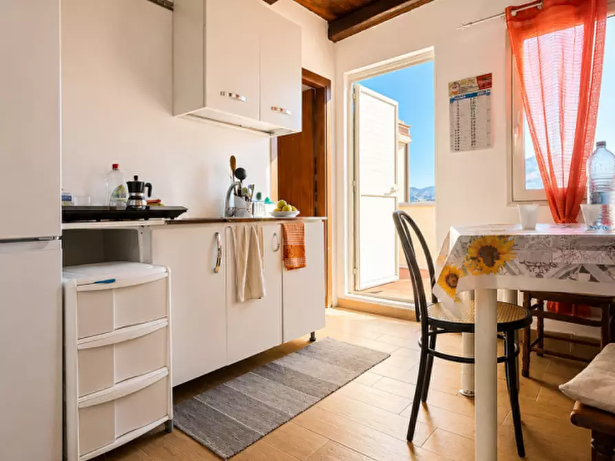 Immagine 4 di Loft/Open space in vendita  in Via Nuova a Palermo