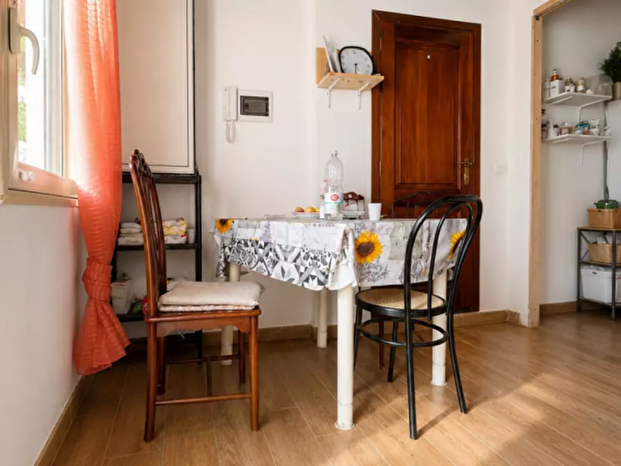 Immagine 18 di Loft/Open space in vendita  in Via Nuova a Palermo