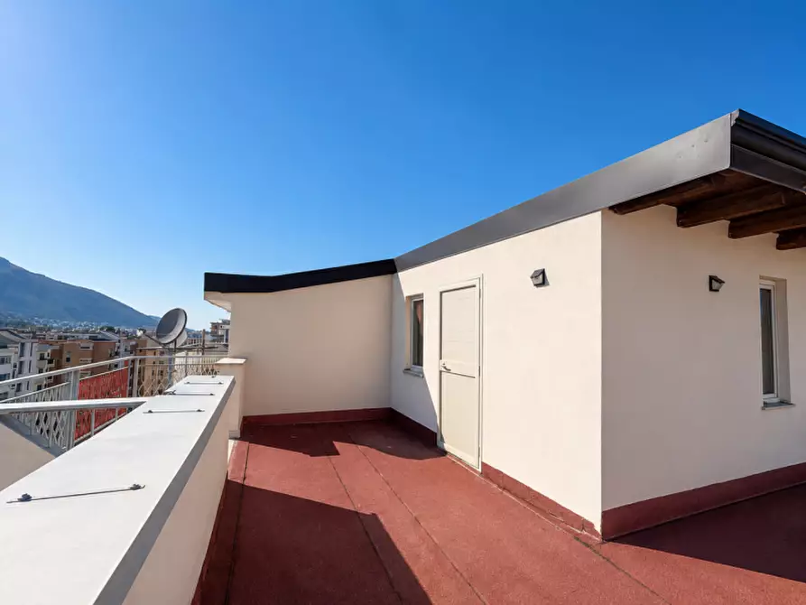 Immagine 32 di Loft/Open space in vendita  in Via Nuova a Palermo