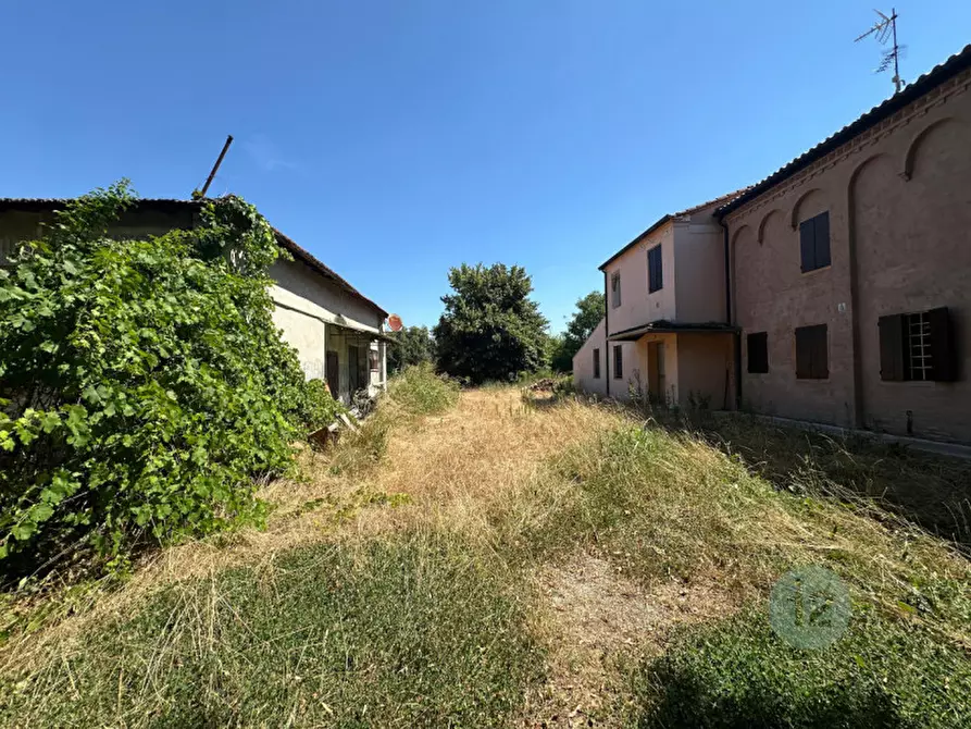 Immagine 2 di Casa indipendente in vendita  in Via Sabbioni a Mirandola