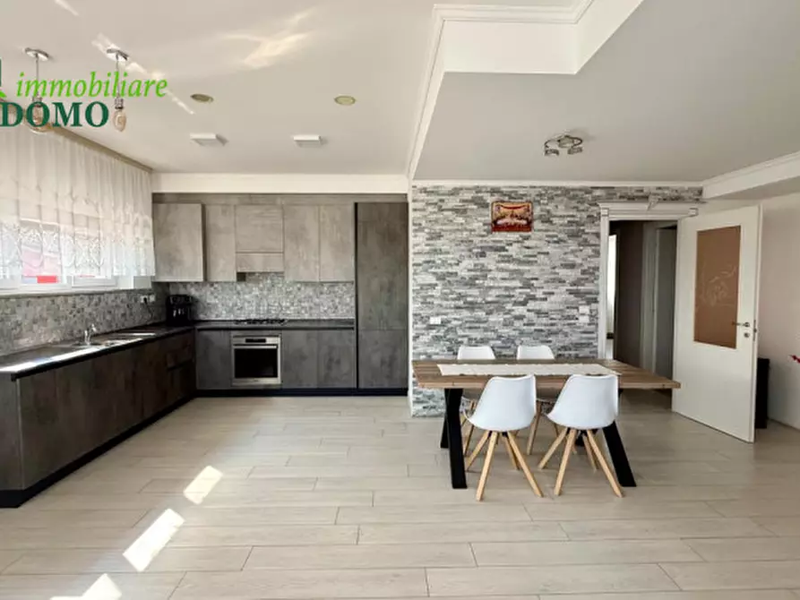 Immagine 7 di Casa bifamiliare in vendita  a Thiene