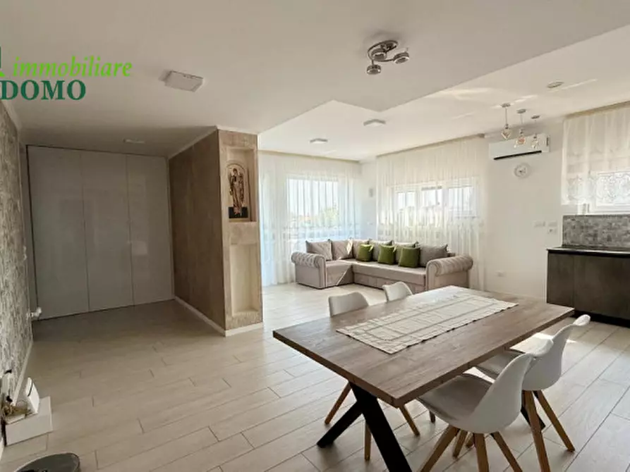 Immagine 9 di Casa bifamiliare in vendita  a Thiene