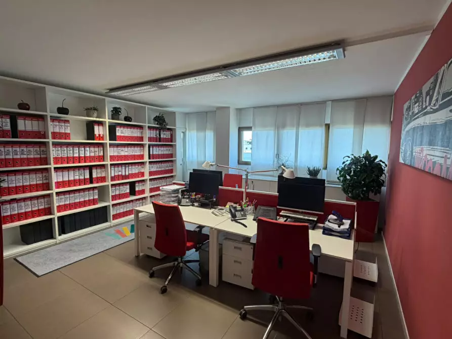 Immagine 14 di Ufficio in affitto  in Via Francesco Rismondo a Padova