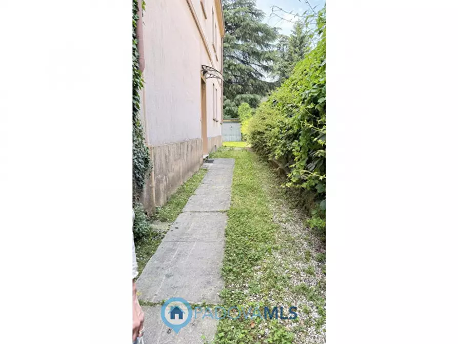 Immagine 15 di Appartamento in vendita  in Via Arnaldo Fusinato a Padova