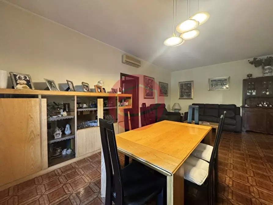 Immagine 2 di Appartamento in vendita  a Rimini