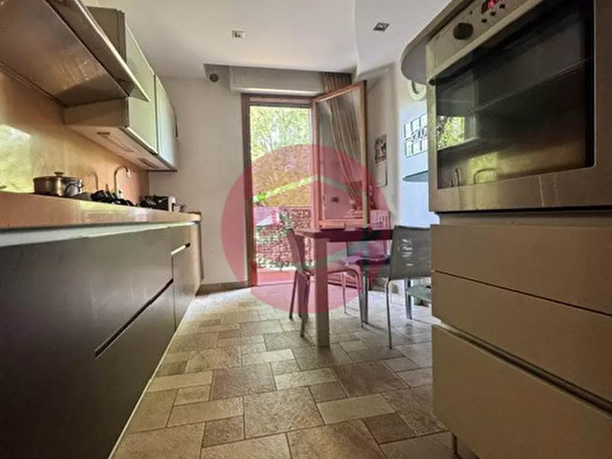 Immagine 4 di Appartamento in vendita  a Rimini