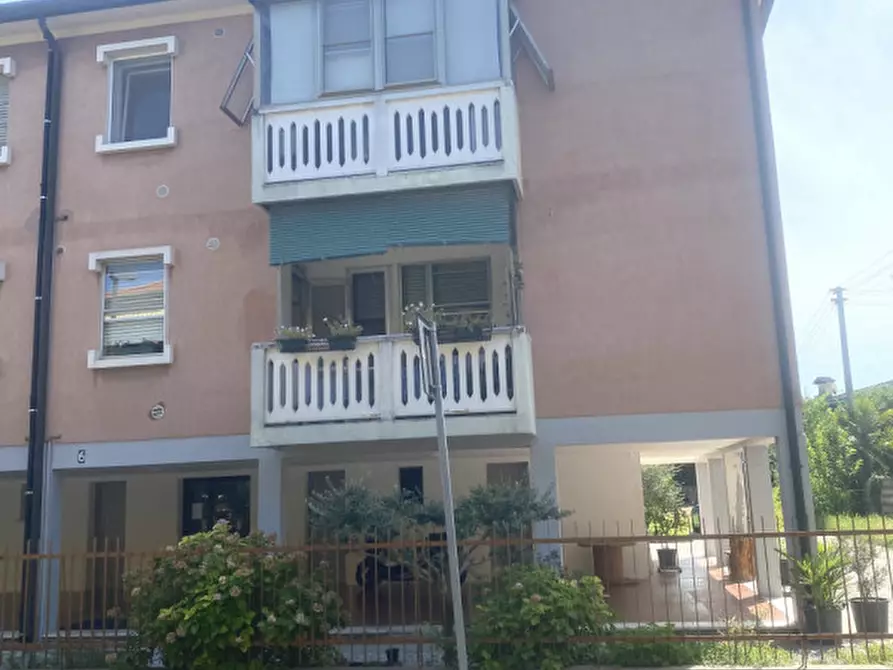 Immagine 5 di Appartamento in vendita  in Via Alcide De Gasperi a Piove Di Sacco
