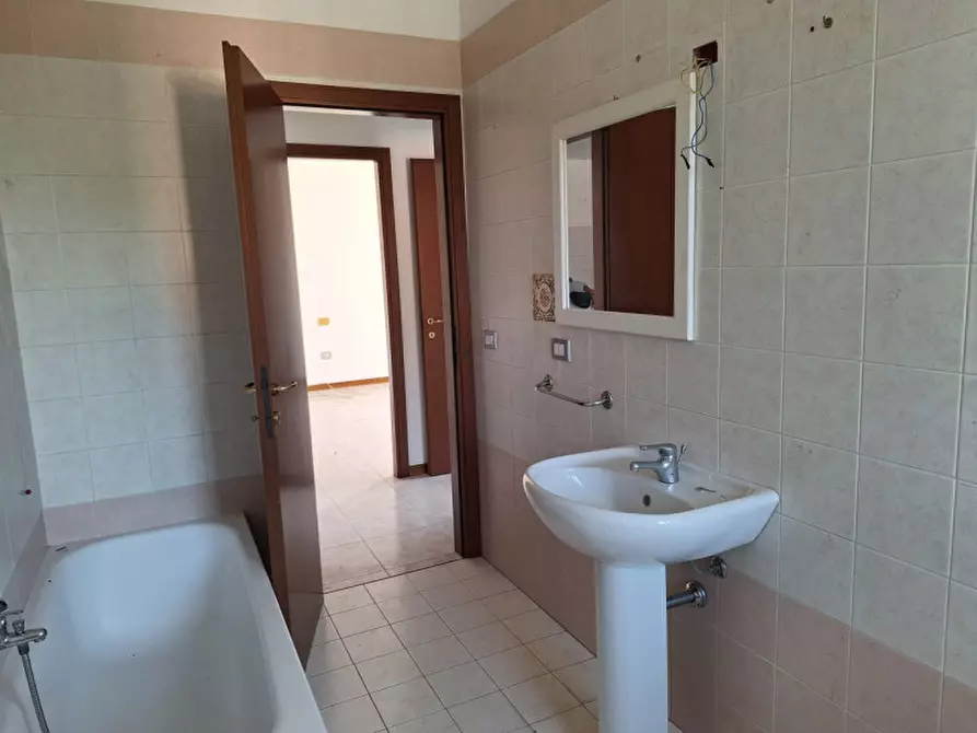 Immagine 8 di Appartamento in vendita  in via Primo Maggio a Rosolina