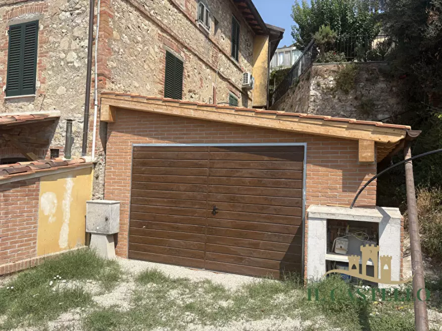 Immagine 1 di Negozio in vendita  in Castiglione del Lago a Castiglione Del Lago
