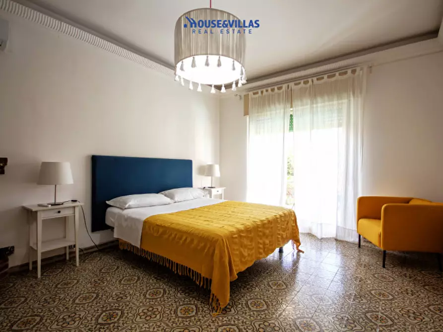 Immagine 12 di Villa in vendita  in Via delle Viole a Noto