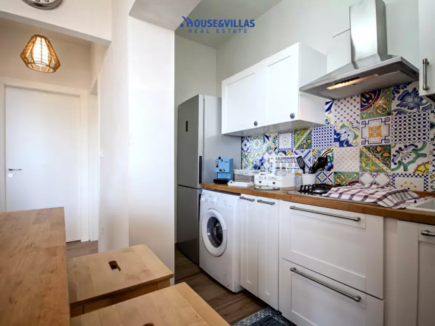 Immagine 41 di Villa in vendita  in Via delle Viole a Noto