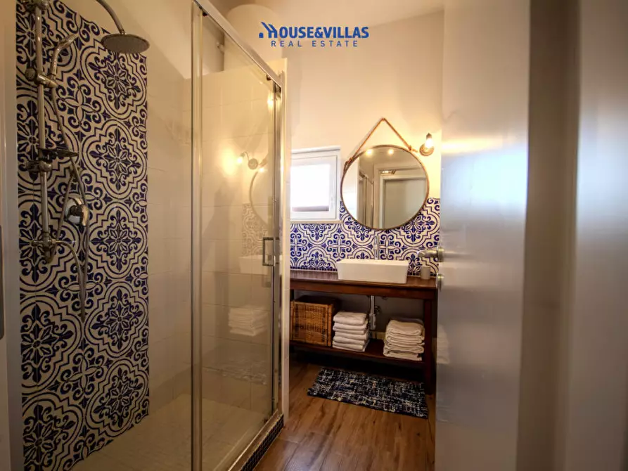 Immagine 49 di Villa in vendita  in Via delle Viole a Noto