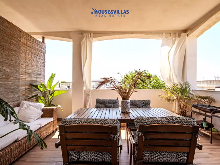 Immagine 54 di Villa in vendita  in Via delle Viole a Noto