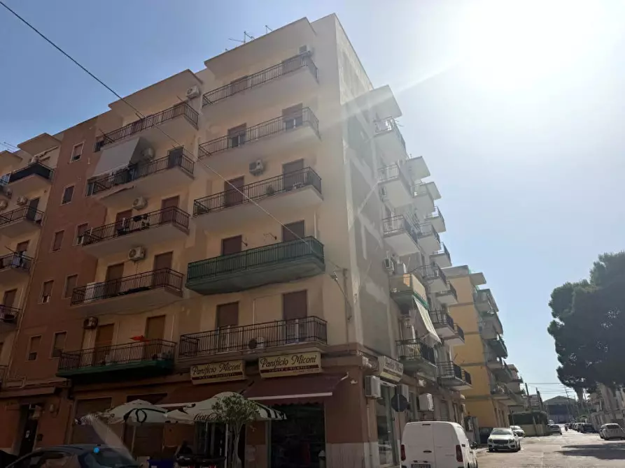 Immagine 2 di Appartamento in vendita  in via Rosolini 17 a Siracusa