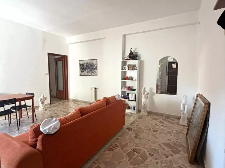 Immagine 4 di Appartamento in vendita  in via Rosolini 17 a Siracusa