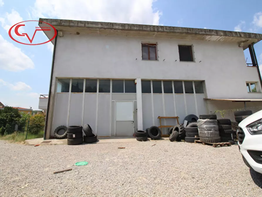 Immagine 1 di Capannone industriale in vendita  in Lavanella a Montevarchi
