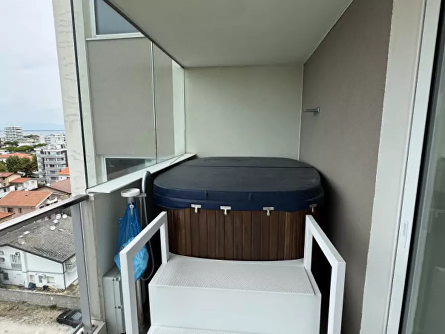 Immagine 30 di Appartamento in vendita  in via latisana a Lignano Sabbiadoro
