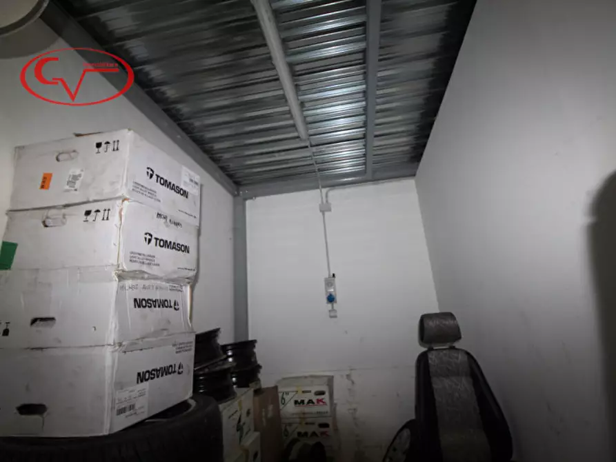 Immagine 10 di Capannone industriale in affitto  in Via Aretina a Montevarchi