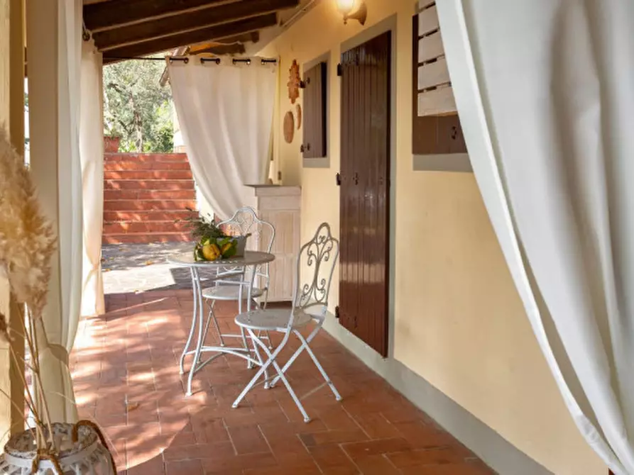 Immagine 9 di Villa in vendita  in Querceto a Loro Ciuffenna