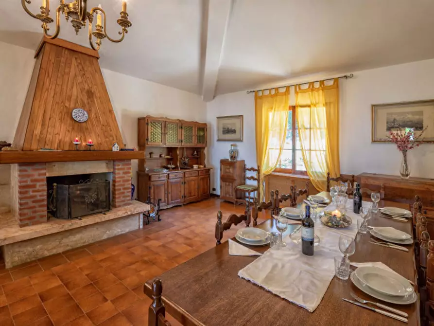 Immagine 18 di Villa in vendita  in Querceto a Loro Ciuffenna