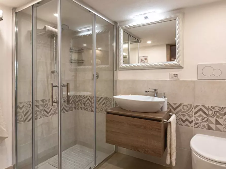 Immagine 29 di Villa in vendita  in Querceto a Loro Ciuffenna