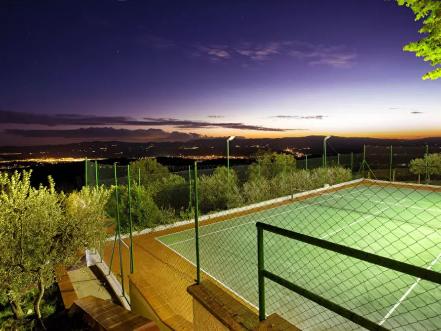 Immagine 37 di Villa in vendita  in Querceto a Loro Ciuffenna