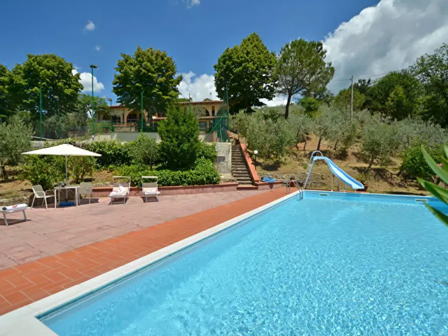Immagine 41 di Villa in vendita  in Querceto a Loro Ciuffenna