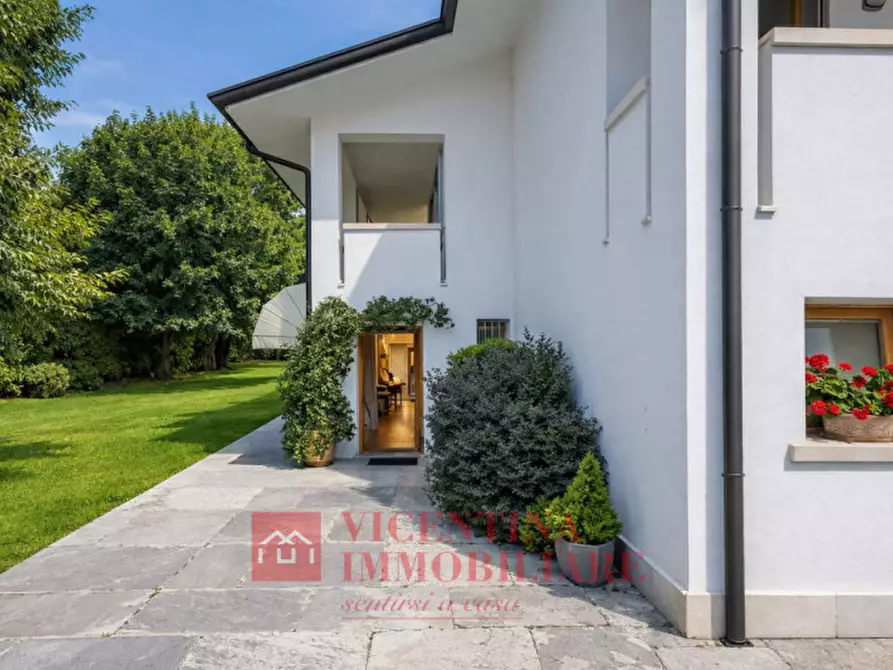 Immagine 6 di Casa indipendente in vendita  in Via Lago di Misurina a Costabissara