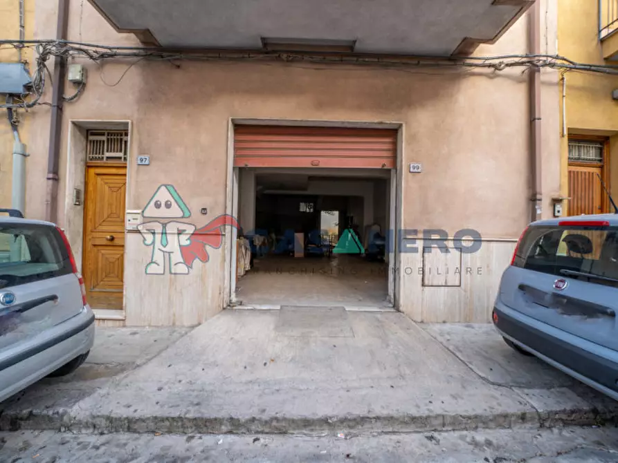 Immagine 12 di Magazzino in affitto  in Via Lanza a Bagheria
