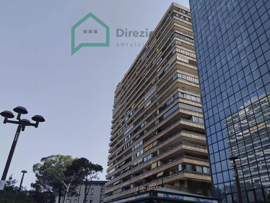 Immagine 4 di Appartamento in vendita  in Via Taddeo Da Sessa a Napoli