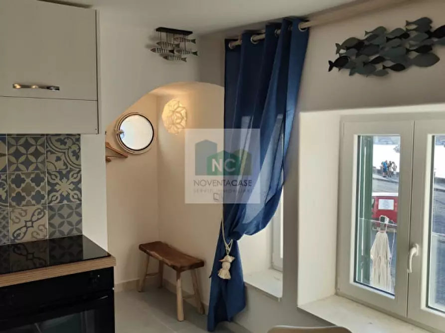 Immagine 15 di Appartamento in vendita  in via marina a Forio