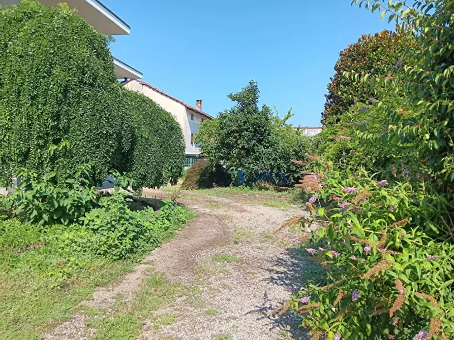 Immagine 2 di Appartamento in vendita  in Plazza Don Fassino, 1 a Poirino