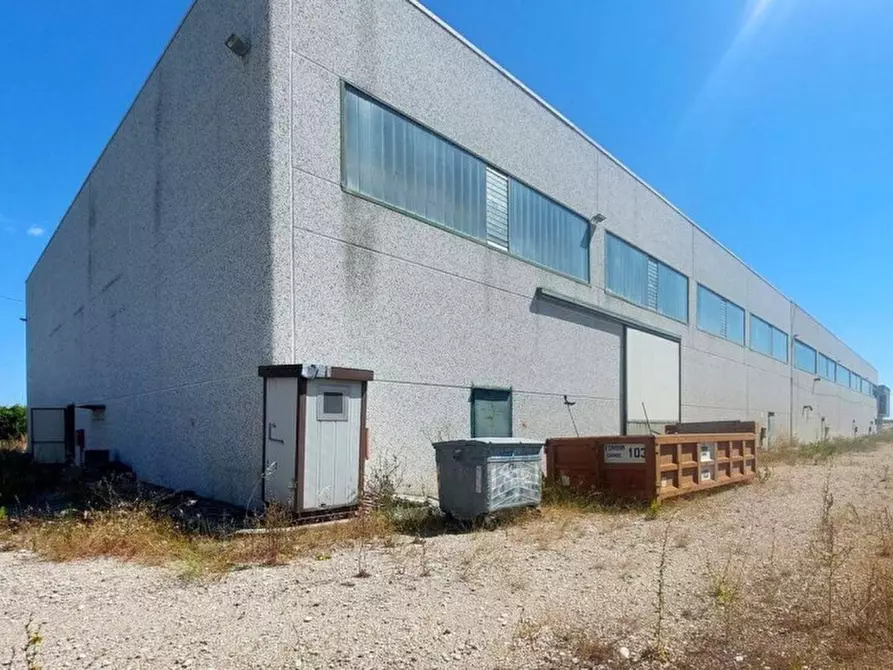 Immagine 15 di Capannone industriale in vendita  in Via Pennaluce, 66054 Vasto CH, Italia a Vasto