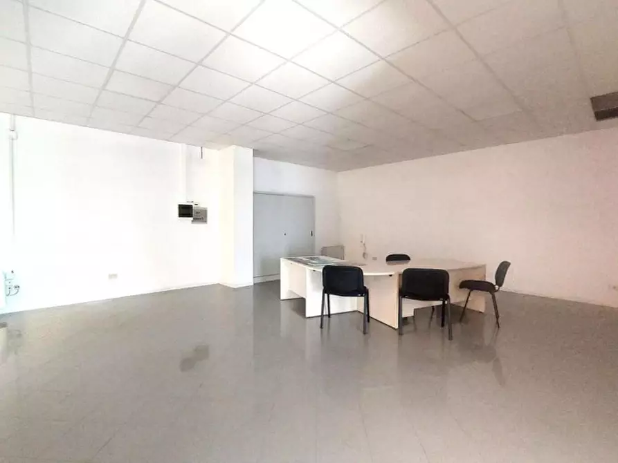 Immagine 16 di Capannone industriale in vendita  in Via Pennaluce, 66054 Vasto CH, Italia a Vasto