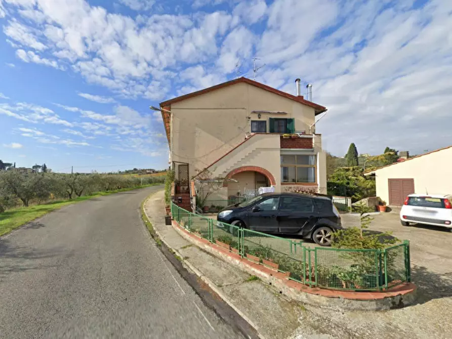 Immagine 2 di Cantina in vendita  in Via Vecchia Pisana, 42 a Lastra A Signa
