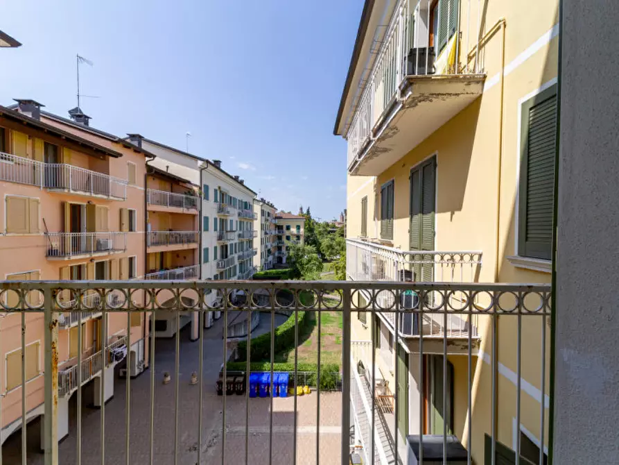 Immagine 7 di Appartamento in vendita  in Viale Lombardia, 6 a Parma