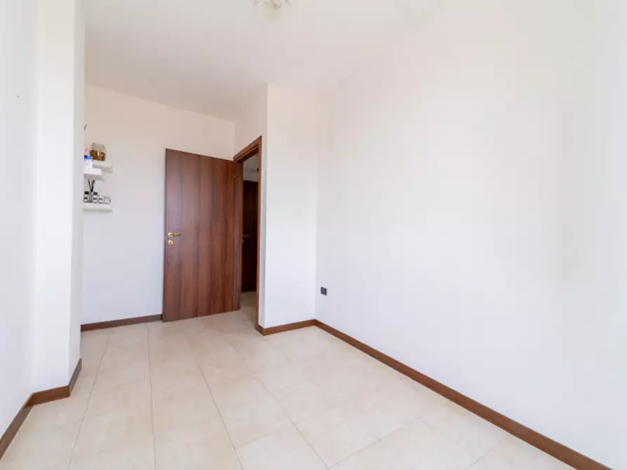 Immagine 16 di Appartamento in vendita  in Viale Lombardia, 6 a Parma