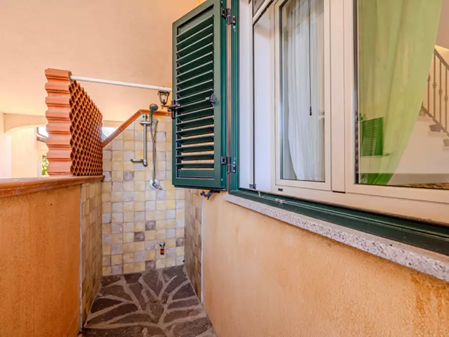 Immagine 23 di Villetta a schiera in vendita  in Via Sa Conzola a Orosei