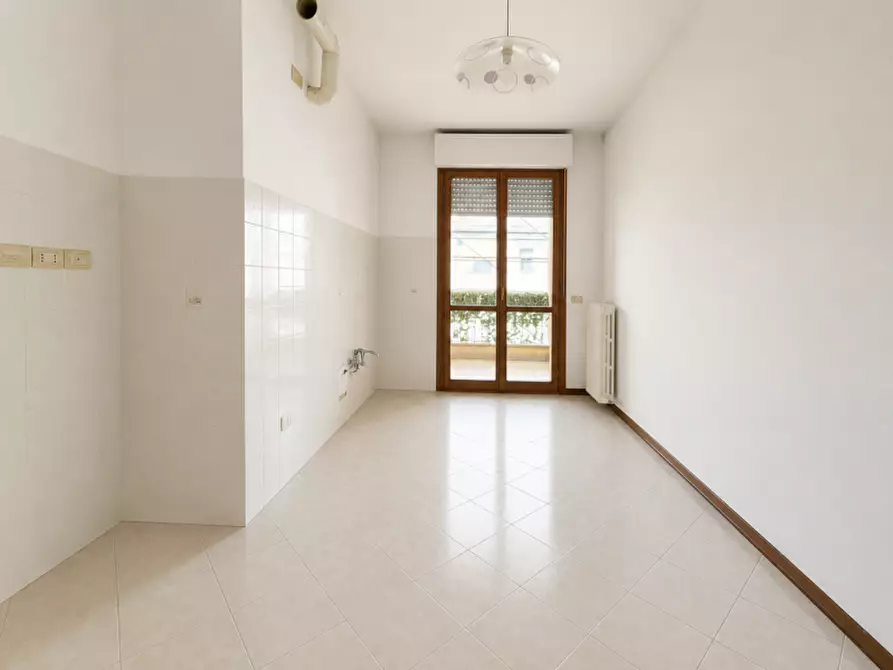 Immagine 4 di Appartamento in vendita  a Senigallia