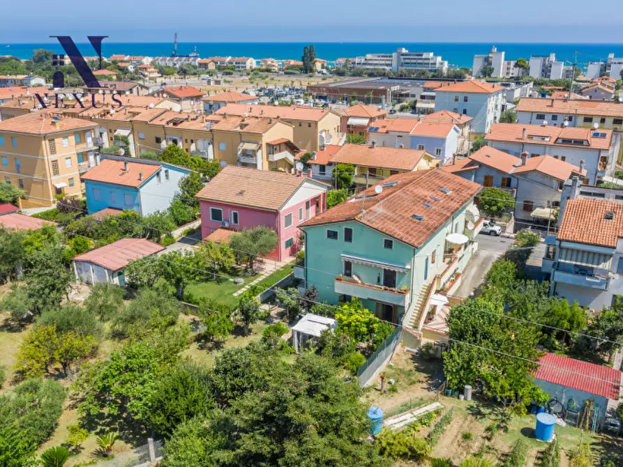 Immagine 50 di Appartamento in vendita  in Via Osimo a Fano