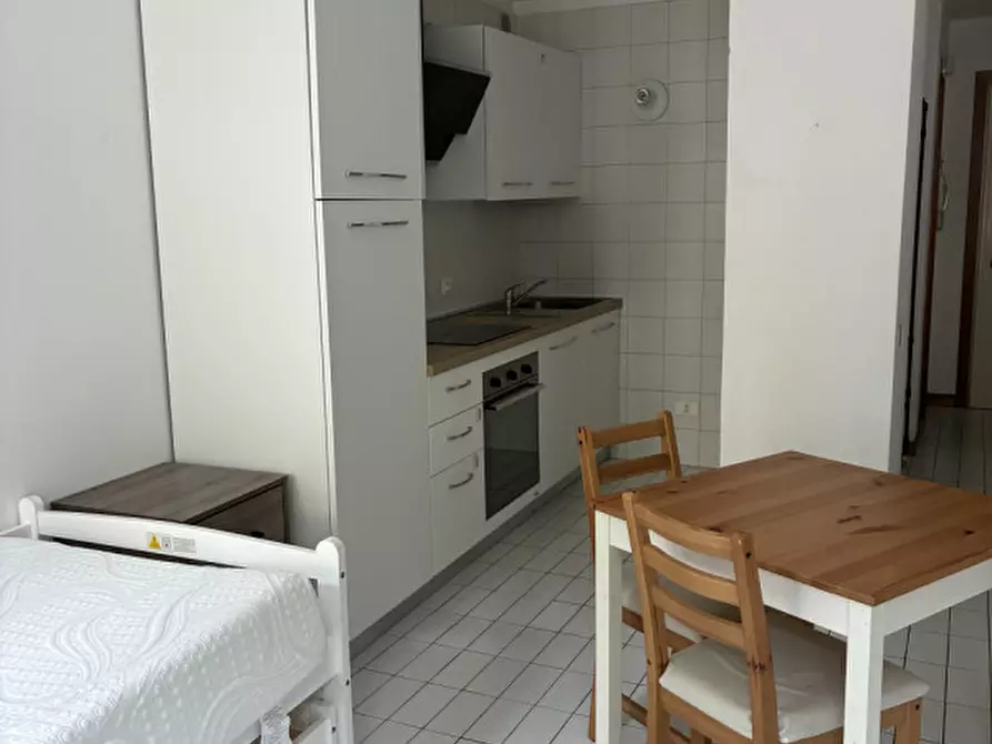 Immagine 9 di Appartamento in affitto  a Vicenza